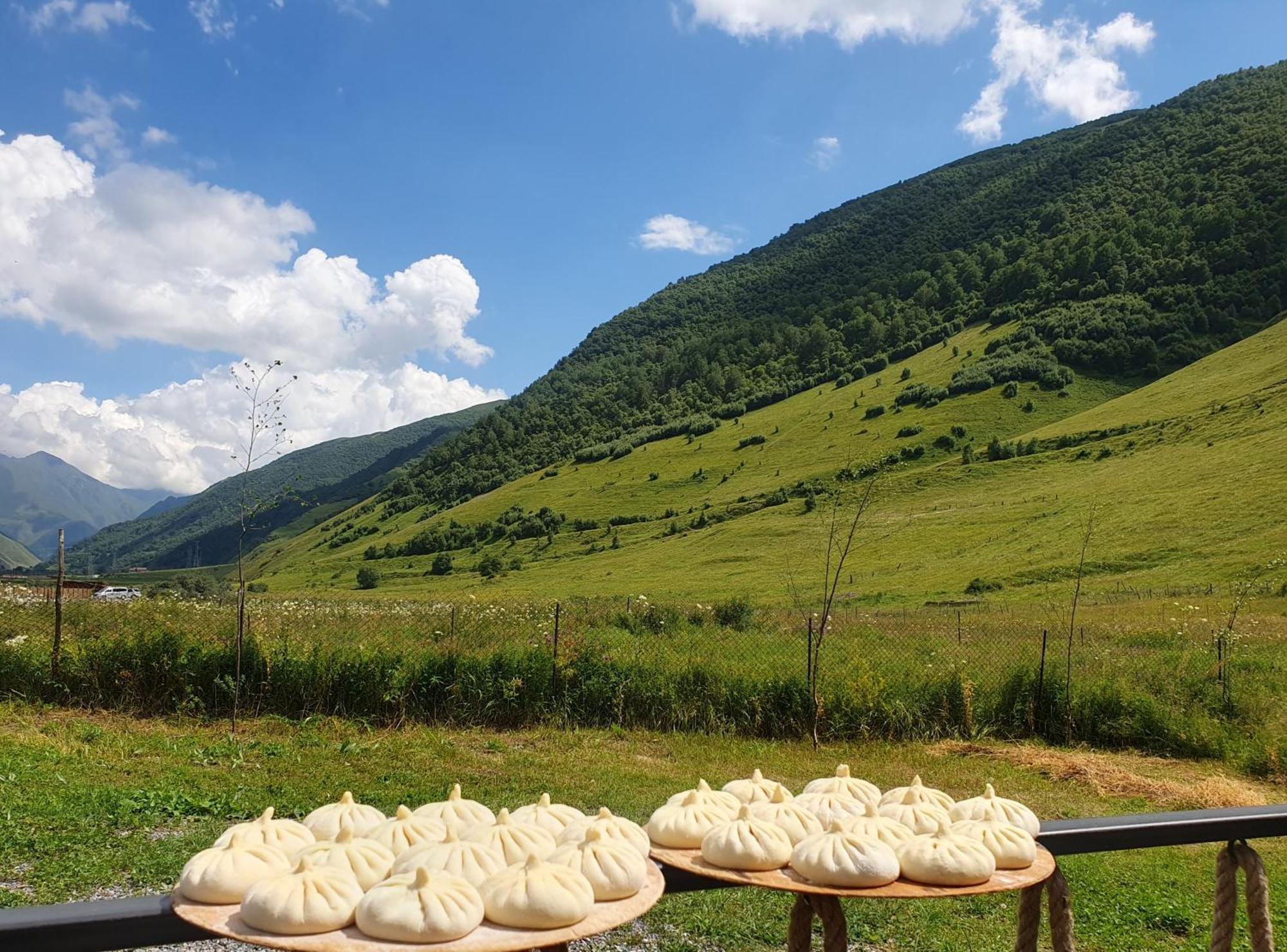 Cottage Garshemo Kazbegi Exteriör bild